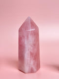 Rozenkwarts obelisk