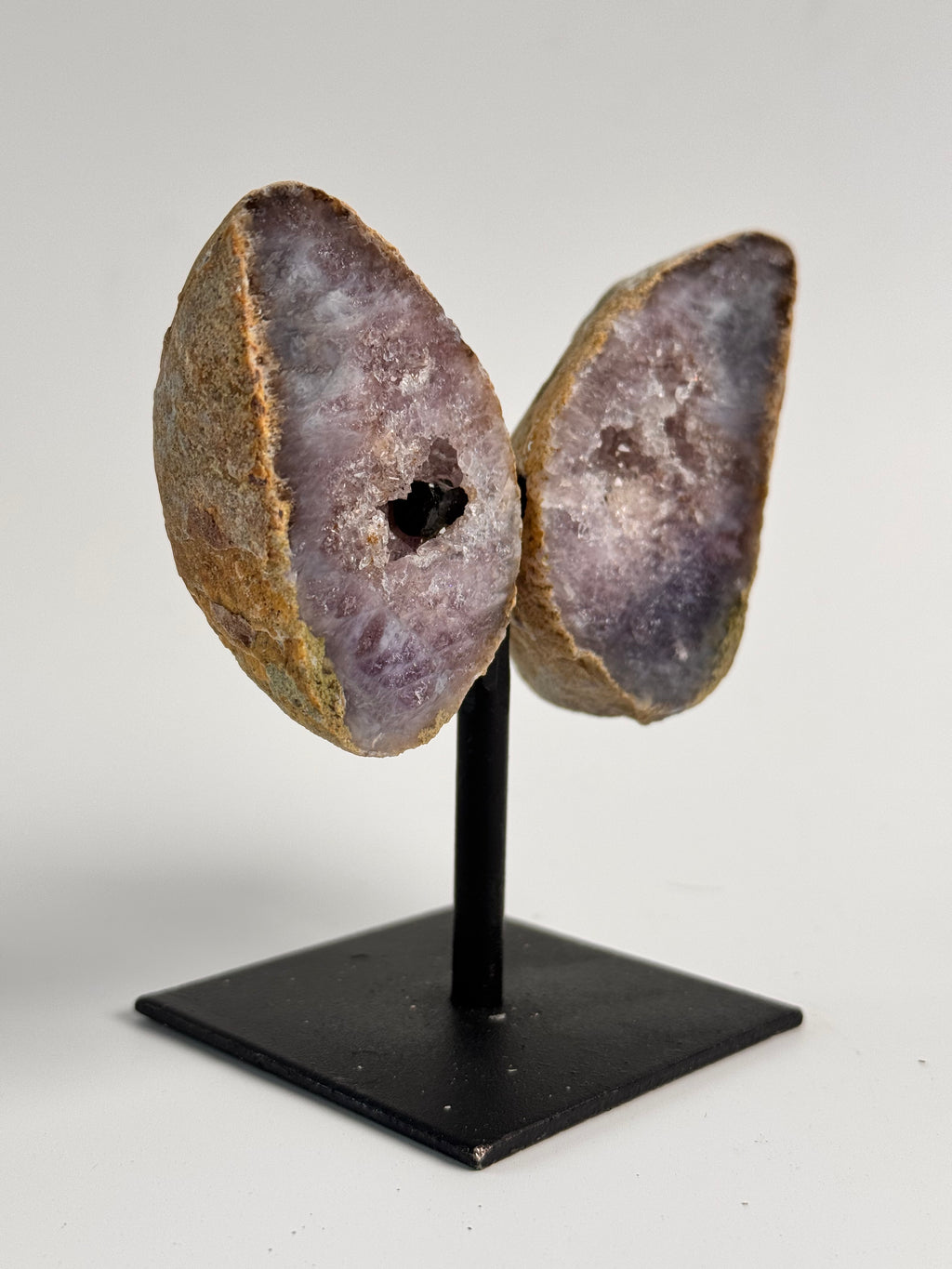 Agaat geode in vlindervorm op standaard (3)