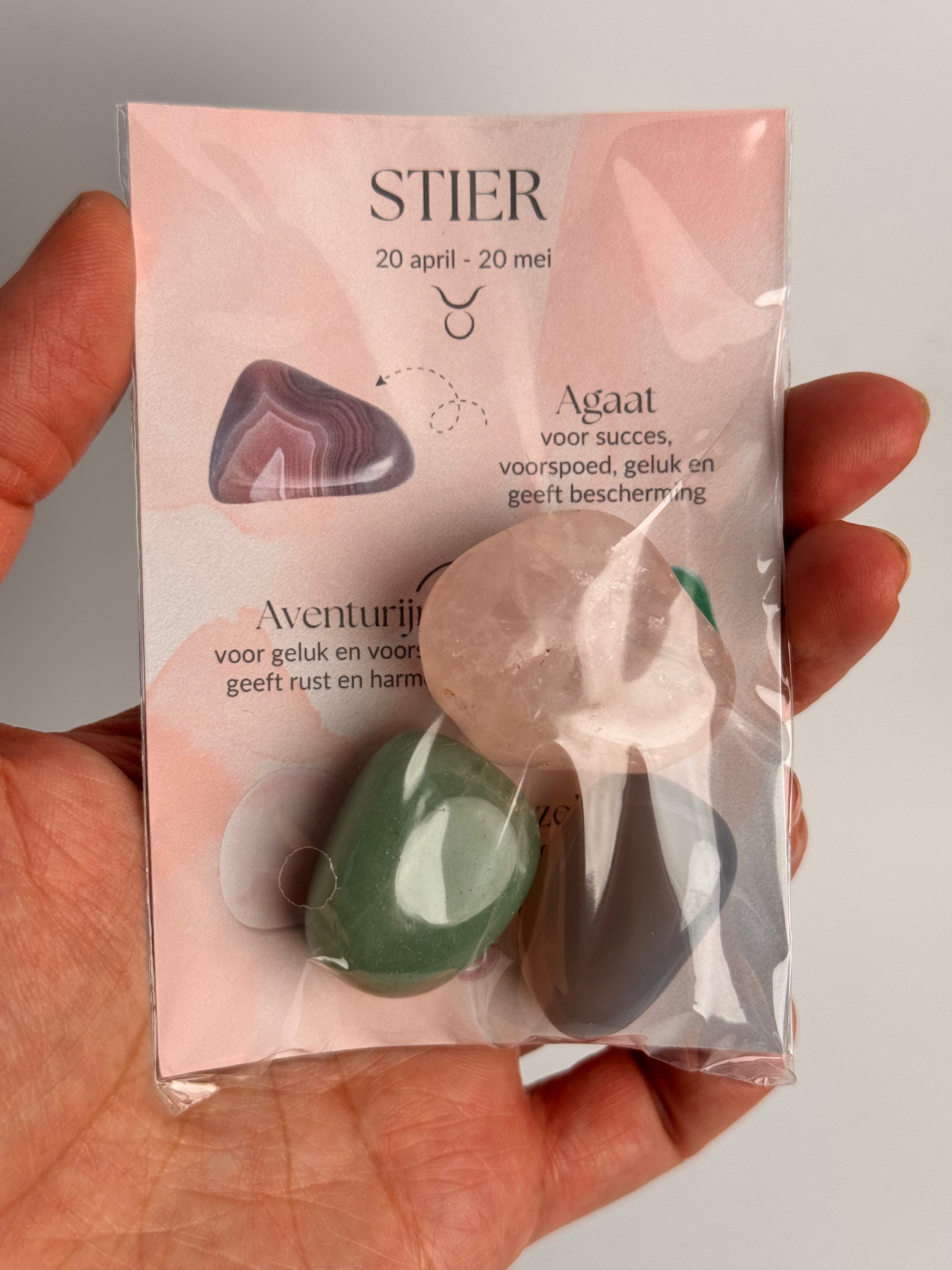 Setje edelstenen Stier
